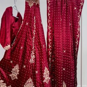 Elegant Red and Gold Embroidered Saree